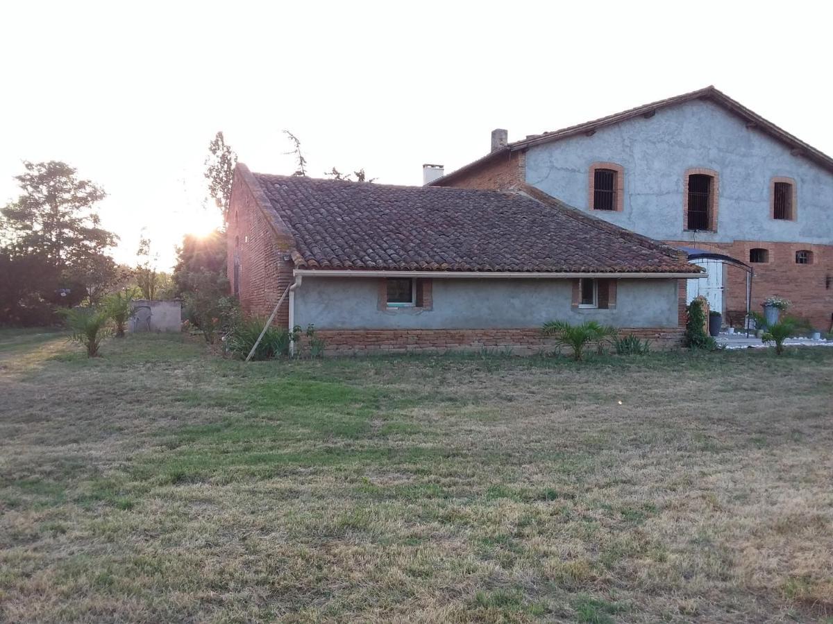 Charmante Dependance En Campagne Samatan Esterno foto
